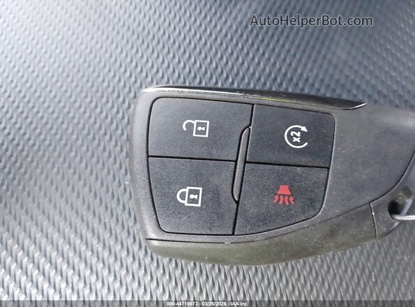 3GNAXHEG4SL261181 2025 CHEVROLET EQUINOX Белый Вид панели приборов