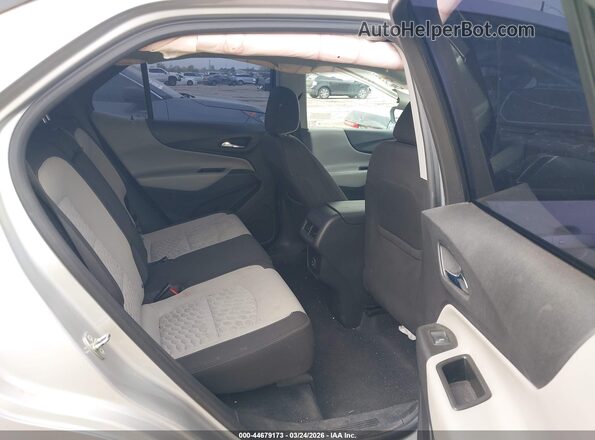 3GNAXHEV2MS114459 2021 CHEVROLET EQUINOX Silver VIN կոդի պիտակի տեսք
