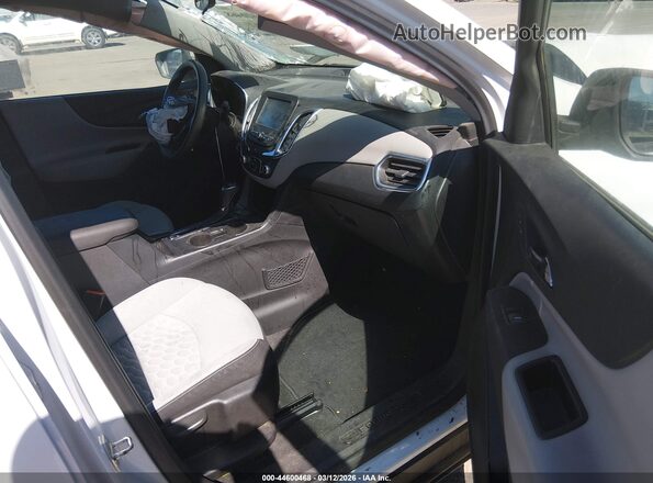 3GNAXHEVXJS581771 2018 CHEVROLET EQUINOX White Front interior view