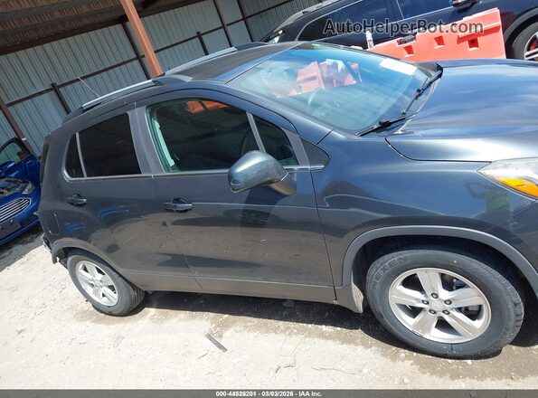 3GNCJLSB5JL414476 2018 CHEVROLET TRAX Серый Вид задней части салона