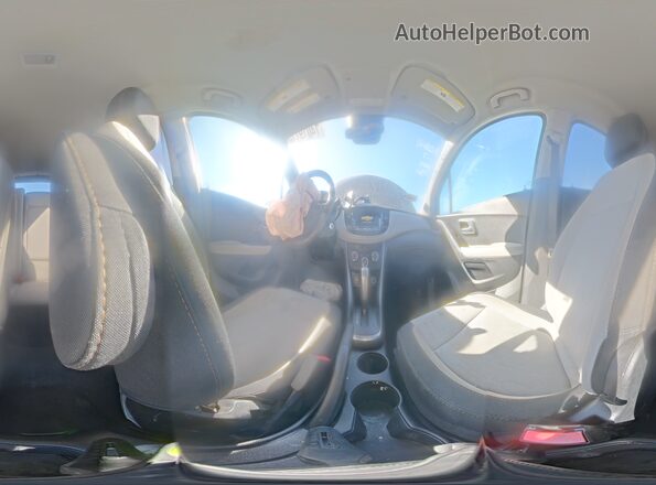 3GNCJLSB8KL211468 2019 CHEVROLET TRAX Gray 