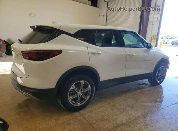 3GNKBCR40TS152696 2026 CHEVROLET BLAZER White Задня права чверть