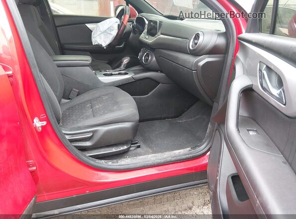 3GNKBCRS1MS565341 2021 CHEVROLET BLAZER Red Вид салону спереду