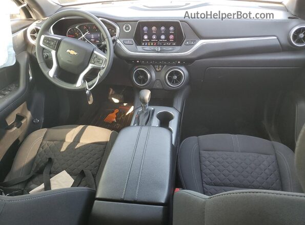 3GNKBCRS3MS561081 2021 CHEVROLET BLAZER Gray Widok deski rozdzielczej