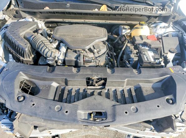 3GNKBCRS5MS538269 2021 CHEVROLET BLAZER Silver ძრავის განყოფილების ხედი