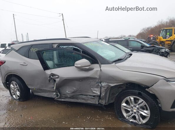 3GNKBCRS8MS540761 2021 CHEVROLET BLAZER Gray Vista interior trasera