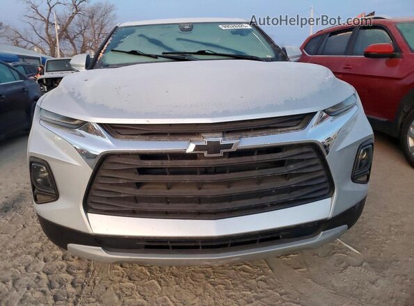 3GNKBCRSXMS586477 2021 CHEVROLET BLAZER Gray Front view