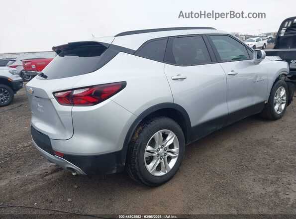 3GNKBDRS4LS536680 2020 CHEVROLET BLAZER Silver Trasero derecho