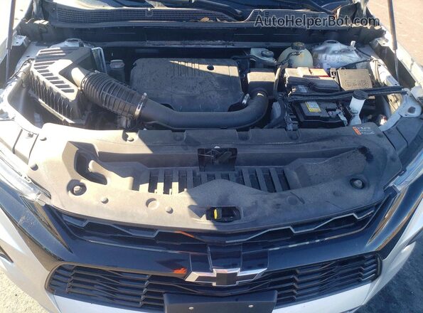 3GNKBHR45NS114879 2022 CHEVROLET BLAZER Silver Engine compartment view