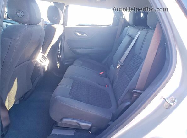 3GNKBHR45NS114879 2022 CHEVROLET BLAZER Silver Rear interior view