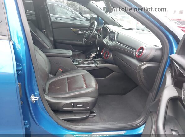 3GNKBKRS7MS500391 2021 CHEVROLET BLAZER Blue Вид салону спереду