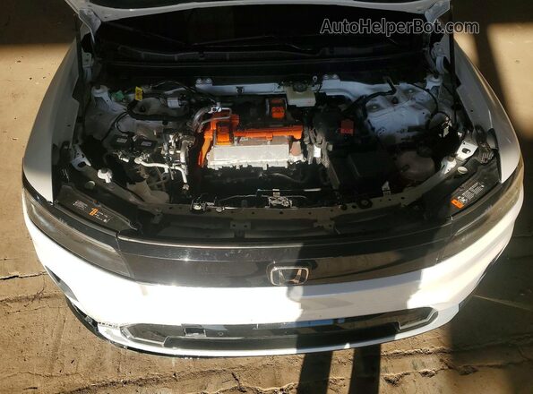 3GPKHXRJ4RS539814 2024 HONDA PROLOGUE White Rear interior view