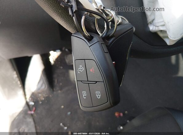 3GTPHAEK1SG328548 2025 GMC SIERRA White წინა პანელის ხედი