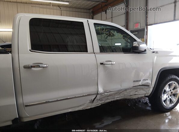 3GTU2NEC6JG369034 2018 GMC SIERRA Белый Вид задней части салона