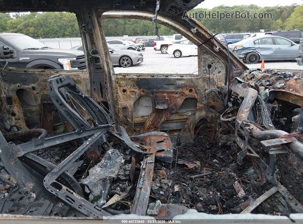 3GTU2PEJ0HG192419 2017 GMC SIERRA White Vista interior delantera