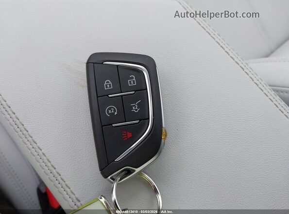 3GYK3BM49TS112103 2026 CADILLAC OPTIQ Серый Вид панели приборов