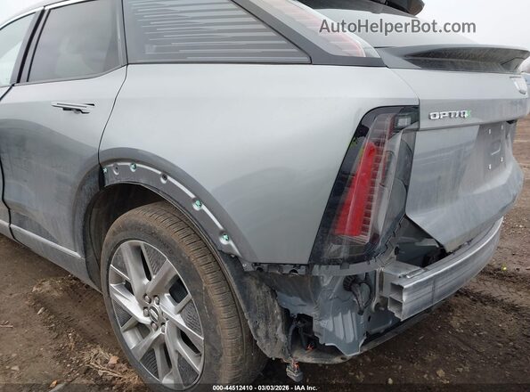 3GYK3BM49TS112103 2026 CADILLAC OPTIQ Серый Вид спереди