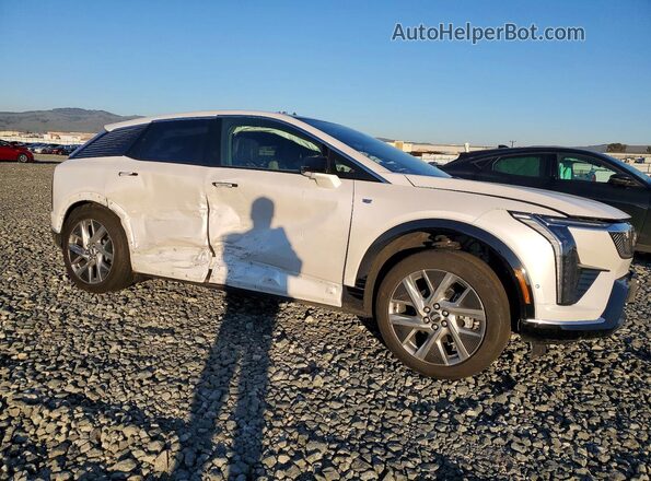 3GYK3BMR5SS175127 2025 CADILLAC OPTIQ White Przód prawy