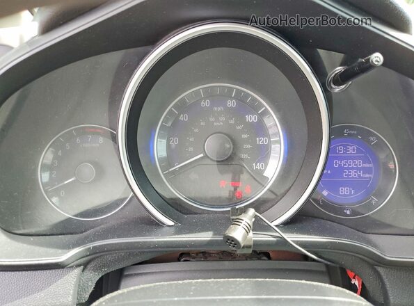 3HGGK5G46KM701660 2019 HONDA FIT White Սարքավորումների վահանակի տեսք
