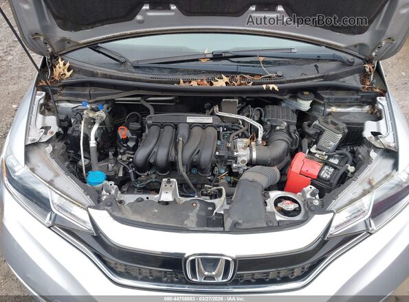 3HGGK5H40JM727409 2018 HONDA FIT Silver Widok z tyłu