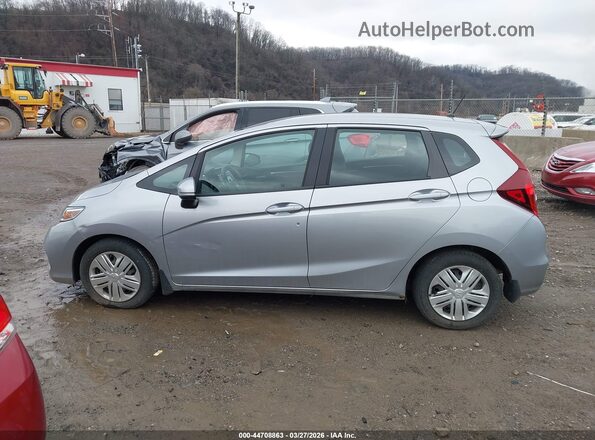 3HGGK5H40JM727409 2018 HONDA FIT Silver Widok wnętrza 360 stopni