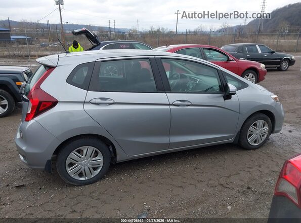 3HGGK5H40JM727409 2018 HONDA FIT Silver Widok wnętrza z tyłu