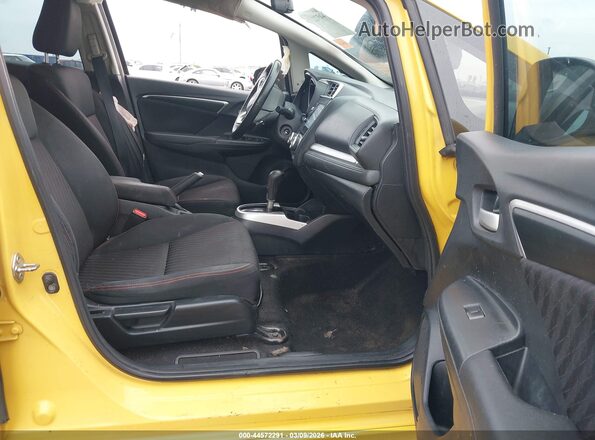 3HGGK5H64JM732940 2018 HONDA FIT Желтый Вид салона спереди