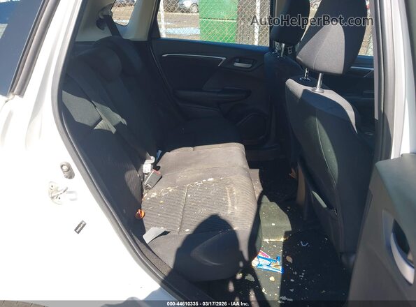 3HGGK5H85JM707126 2018 HONDA FIT White 