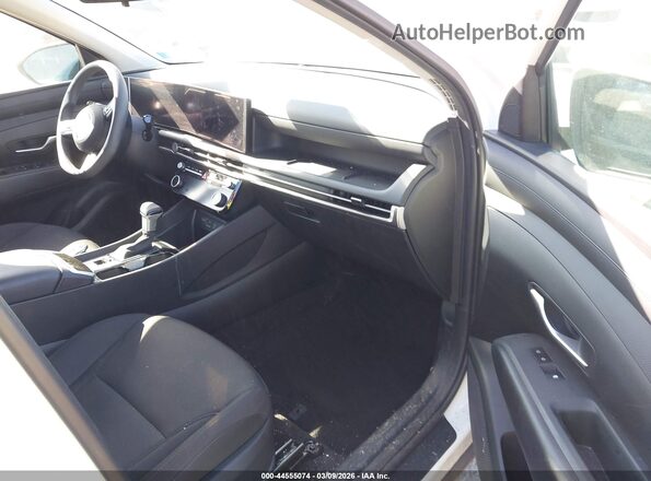 3KMJBCDE3SE010969 2025 HYUNDAI TUCSON White Widok wnętrza z przodu