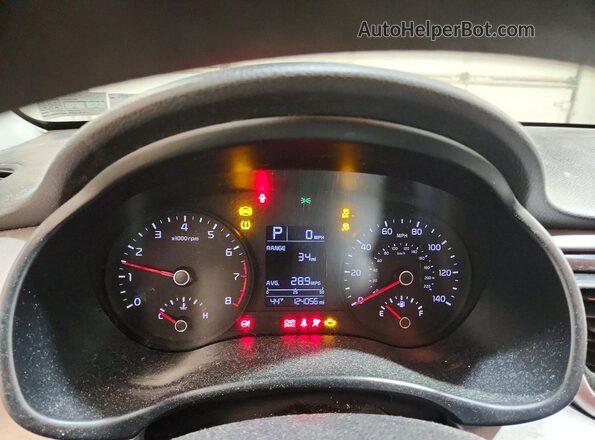 3KPA24AB3JE097337 2018 KIA RIO Белый Вид щитка приборов