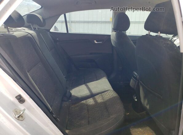 3KPA24AB3KE201326 2019 KIA RIO Серебряный 