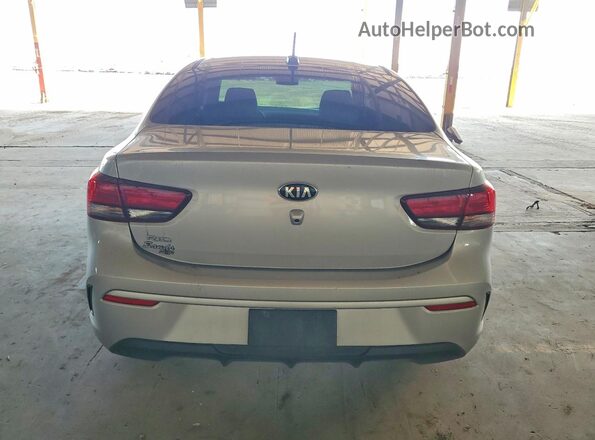 3KPA24AD0ME382342 2021 KIA RIO Silver Widok z tyłu
