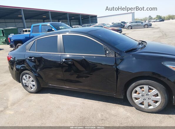 3KPA24AD1ME403232 2021 KIA RIO Black Widok z przodu