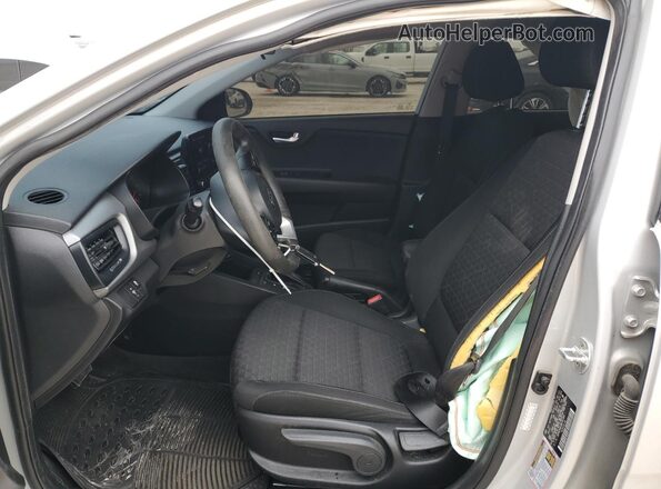 3KPA24AD2ME391060 2021 KIA RIO Silver 