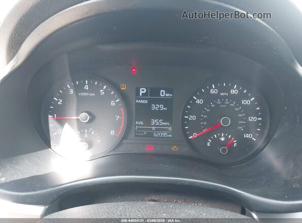 3KPA24AD2ME423845 2021 KIA RIO White უკანა სავარძლების ხედი