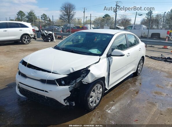 3KPA24AD2ME423845 2021 KIA RIO White წინა მარცხენა ხედი სამი მეოთხედიდან