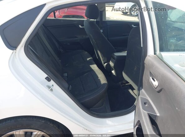 3KPA24AD2ME423845 2021 KIA RIO White VIN კოდის სტიკერის ხედი