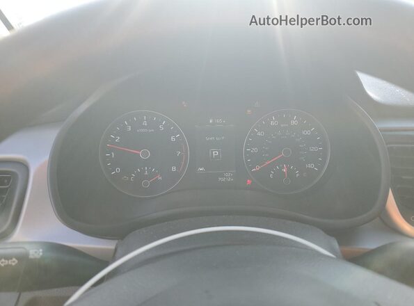 3KPA24AD4PE578711 2023 KIA RIO Серебряный Вид щитка приборов