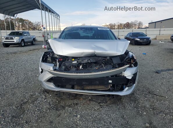 3KPA24AD4PE578711 2023 KIA RIO Серебряный Вид спереди