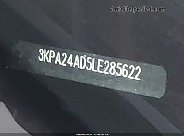 3KPA24AD5LE285622 2020 KIA RIO Silver Vista del compartimento del motor