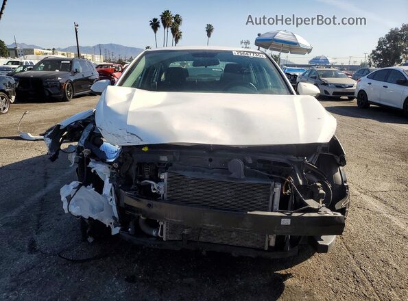 3KPA24AD5ME375189 2021 KIA RIO White Widok z przodu
