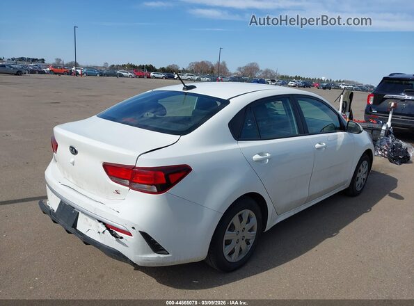 3KPA24AD6ME366291 2021 KIA RIO White Rear right