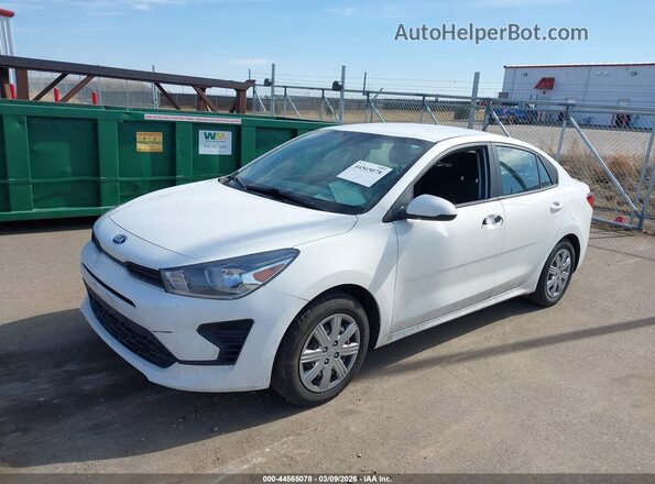3KPA24AD6ME366291 2021 KIA RIO White Front left