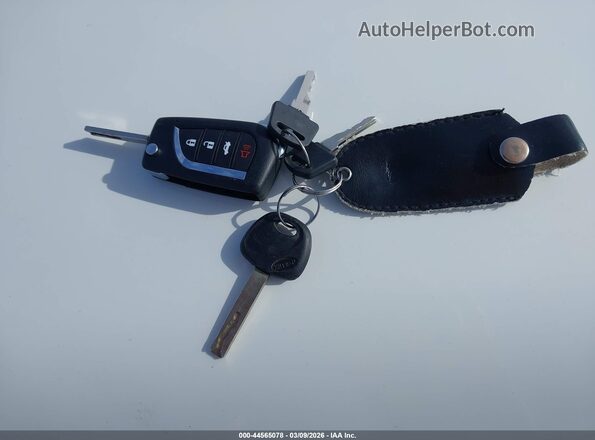 3KPA24AD6ME366291 2021 KIA RIO White Dashboard view