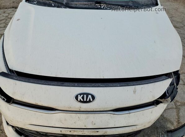 3KPA24AD6ME407096 2021 KIA RIO White Widok wnętrza z tyłu