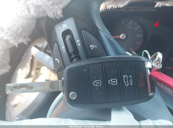 3KPA24AD6PE619694 2023 KIA RIO Silver 