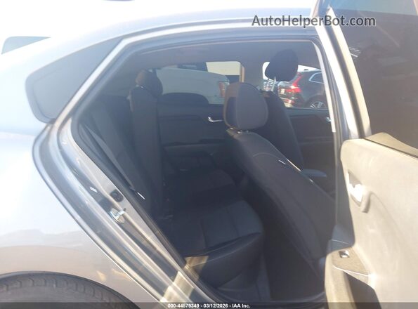 3KPA24AD6PE619694 2023 KIA RIO Silver 