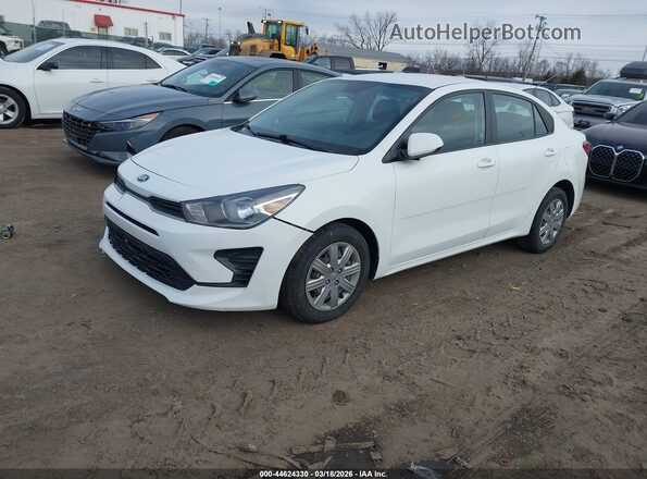 3KPA24AD7ME375730 2021 KIA RIO White Front left