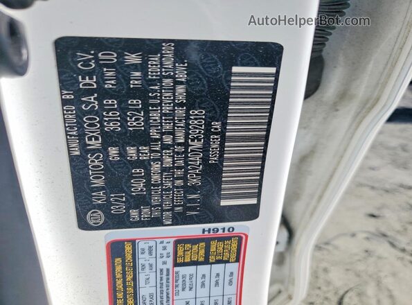 3KPA24AD7ME392818 2021 KIA RIO White Widok komory silnika