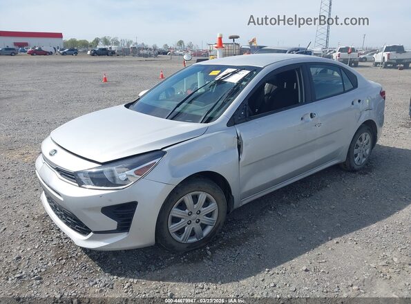 3KPA24AD7ME395587 2021 KIA RIO Silver Передня ліва чверть